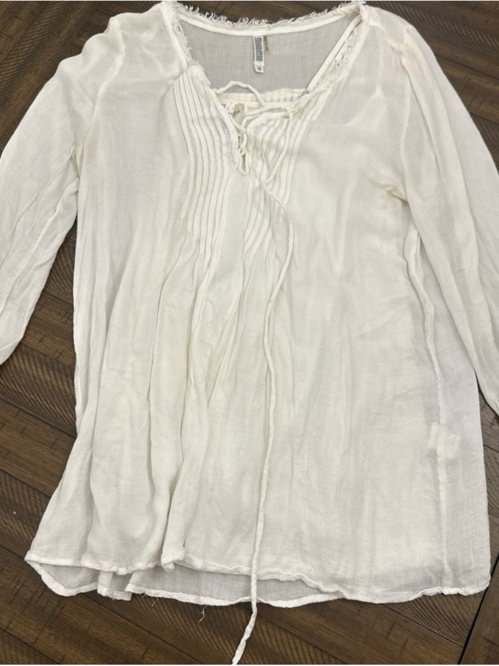 Monoreno Cream Tie-Front Pintuck Peasant Tunic